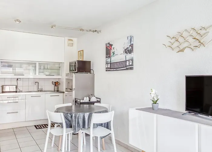 Le Cesaree-5 By Interhome *