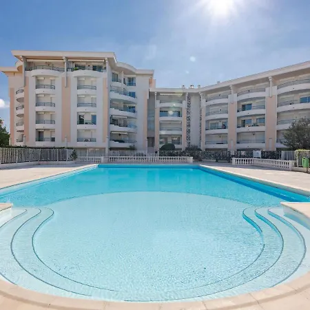 Le Cesarée-5 *