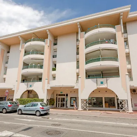 Le Cesarée-5 *