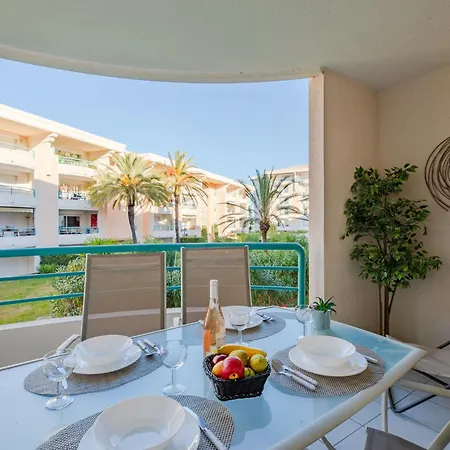 Le Cesarée-5 Fréjus