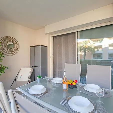 Le Cesarée-5 Fréjus